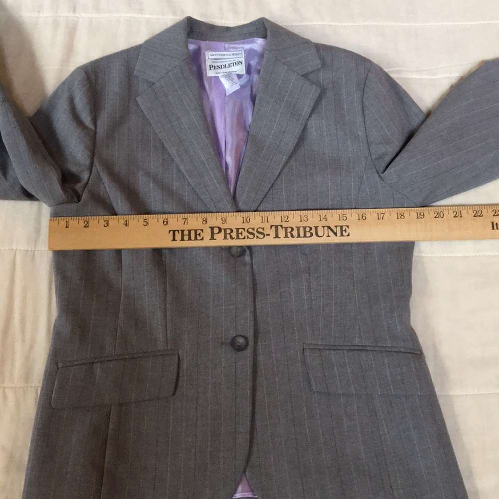 Pendleton Blazer - image 8